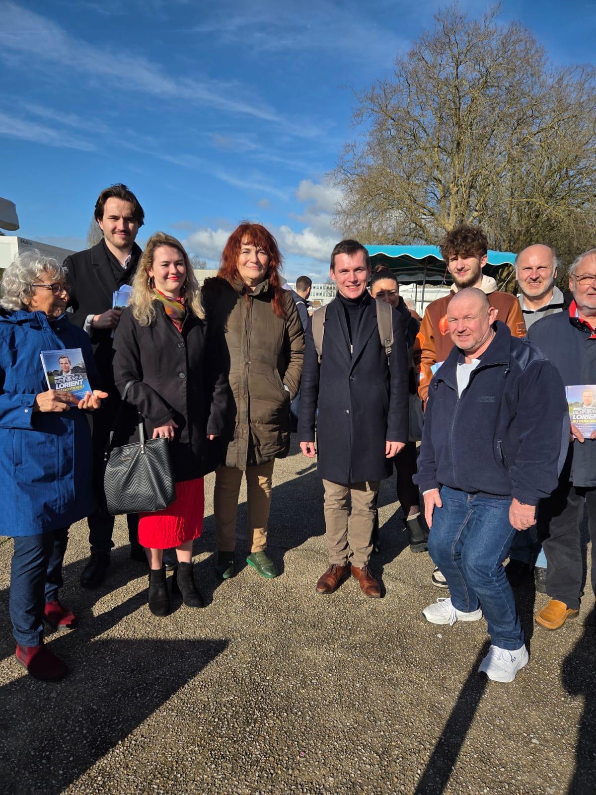 Tractage sur le marché de Merville - 1/3